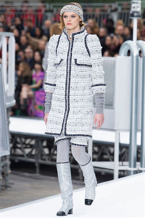 chanel winter collection 2017|Chanel fall 2017 collection.